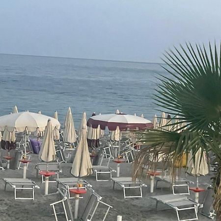 Ferienwohnung Fiordaliso Marina di Caulonia Exterior foto